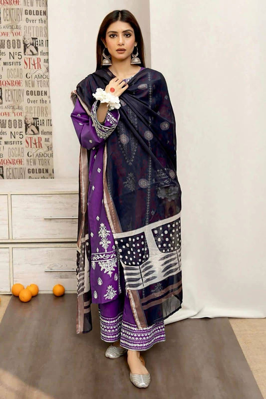 TOOR – Luxury Embroidered 3-Piece in DHANAK